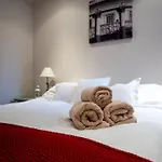 Pbc Duplex Three Bedroom Apartment In Fulham Oak